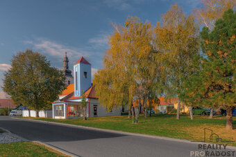 Prodej stavebního pozemku 600m2 se stodolou v Želeticích, ok - 9