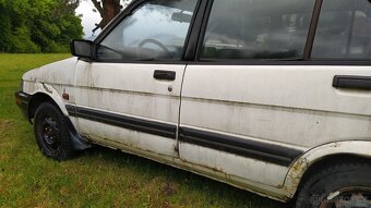 Subaru Justy - 9