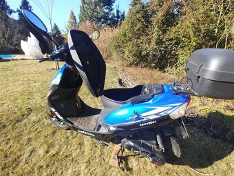 Skútr Longjia Speedjet (typ LJ50QT-2L) - 9