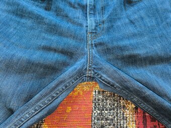 Rifle Levis, model 511, vel. W34 L32 REZERVACE do 4.7. - 9