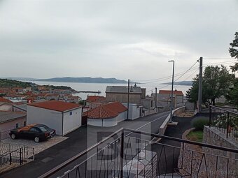 Prodej apartmánového domu v obci Senj v Chorvatsku - 9