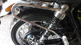 Triumph bonneville tank bak,opěrka - 9