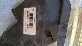 Přední světla Peugeot 307 - 9