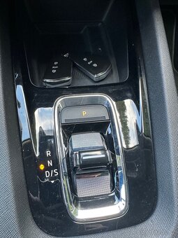 Škoda Octavia IV 2,0 TDi Matrix virtual navi kamera záruka W - 9