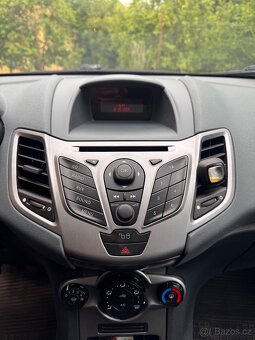 Ford Fiesta 1.2 benzín 60kW 2009 - 9