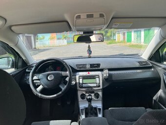 VW PASSAT B6 1.9 TDI (2006) - 9