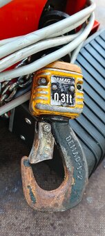 sloupový jeráb Vetter 125 kg - 3 m r. 2011 - 9