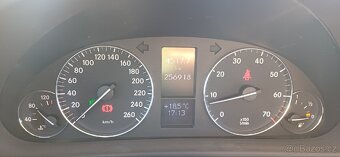 Mercedes C180 120kW, benzín - 9