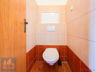 Pronájem prostorného pokoje (30 m2), Praha 8 - Čimice, ul. J - 9