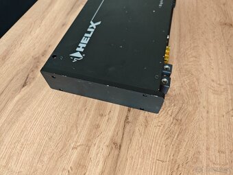 Zesilovač do auta Helix E10 - 9