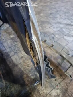 Kapota VW Passat B6 šedá - 9