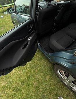 Mitsubishi space star 2004 - 9