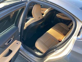 Volvo S60 B5 AWD 8AT inscription 8/2021 záruka 8/2026 - 9
