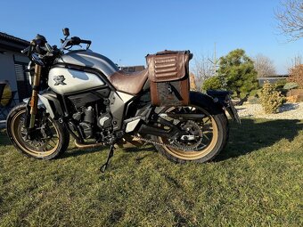 cfmoto 700CL-X heritage - 9