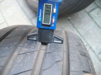 u original černé ŠKODA Karoq Goodyear 17" 90% - 9