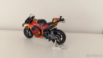 Modely MotoGP 1:18 Maisto - 9
