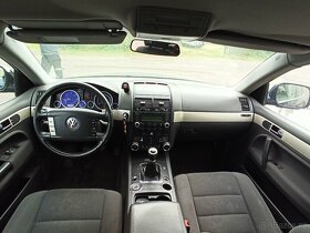 NÁHRADNÍ DÍLY - VW TOUAREG 2,5TDi 128KW BAC, barva D5Q - 9