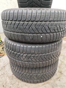 Zimní pneu Pirelli 235/60 R17 245/40 R21 R18 R19 R23 - 9