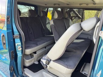 Renault Trafic Passenger 2.0 dCi - 9