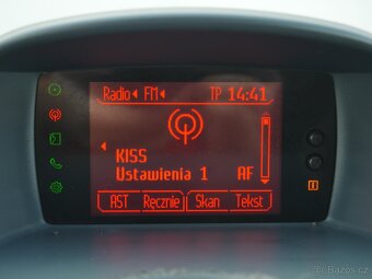 Ford Fiesta 1.4i ,  71 kW benzín, 2010 - 9