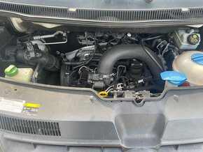 VW T5 TRANSPORTER 9MÍST-TOP STAV - 9