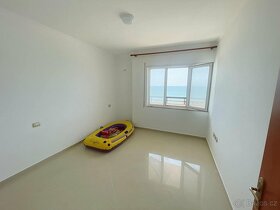 Prodej apartmánu 4+kk, 100 m² na 1. linii s výhledem na moře - 9