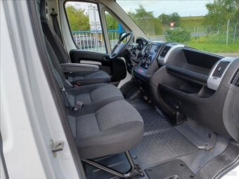 Fiat Ducato 2.3 JTD L2H2 6 míst - 9