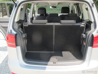 Volkswagen Touran 1.4 Fsi 7Míst - 9