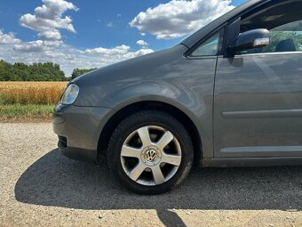 Volkswagen Touran 2.0 TDI - 9