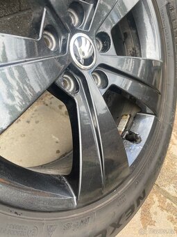 17" Zimní Škoda TRITON Superb III - 9