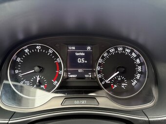 Škoda Fabia 1.2TSI 81kW STYLE - 9