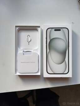 Apple iPhone 15 128GB - 9