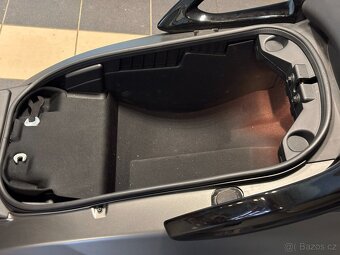 Prodám Pegueot Metropolis 400 - 9