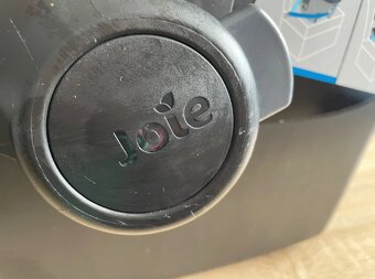 Autosedačka Joie - 9