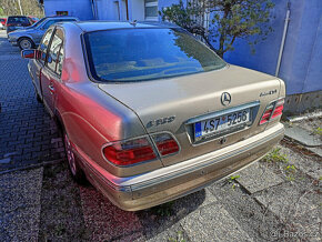 Mercedes-benz E320 CDI Lorinser Elegance,r.2000,Ř6 válec. - 9