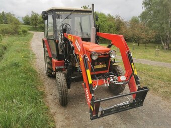 MONTÁŽ ČELNÍHO NAKLADAČE NA TRAKTORY ZETOR- - 9