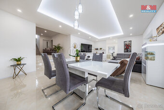 Prodej rodinného domu, 340 m², Kunice, ul. Do Žlábek - 9