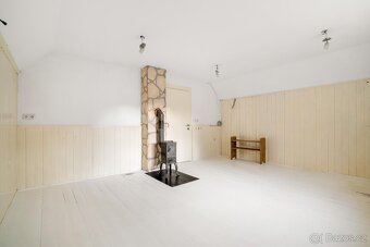 Prodej rodinného domu 99 m2 se zahradou 1397 m2 - 9