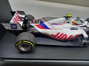 F1 URALKALI HAAS VF-21 GP BAHRAIN 2021 MICK SCHUMACHER 1:18 - 9
