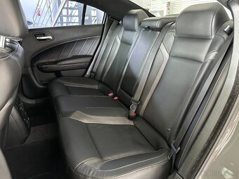 Dodge Charger - 9