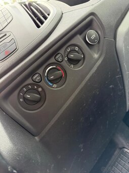 Ford Transit - 9