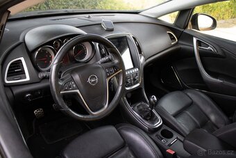 Opel Astra Sport Tourer ST 2.0 CDTI - 9