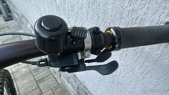 Cube elektro celopéro - 9
