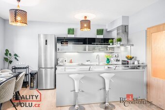 Prodej, byty/3+kk, 91 m2, V Bezinkách 1077/1, 32600 Plzeň, P - 9