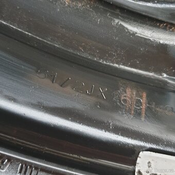 Sada zimních kol Suzuki 215/60 R16 č. AK30 - 9