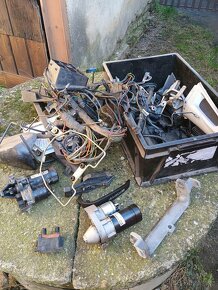 BMW r1100gs díly - 9