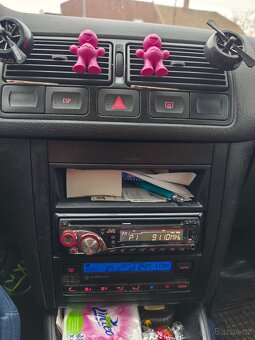 VW  GOLF 4  1.4  16 V  55 Kw - 9