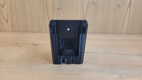 Milwaukee 18v držák baterie - 9