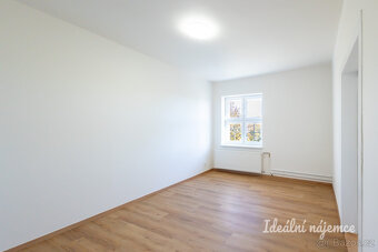 Pronájem bytu 3+1, Saratovská, Strašnice, 28 900Kč/měs, 93 - 9