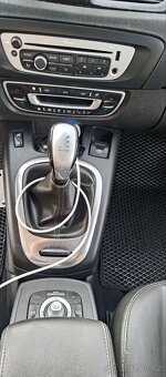Renault grand Scenic 3 1,5 DCI 81 kW rok výroby 2013 - 9